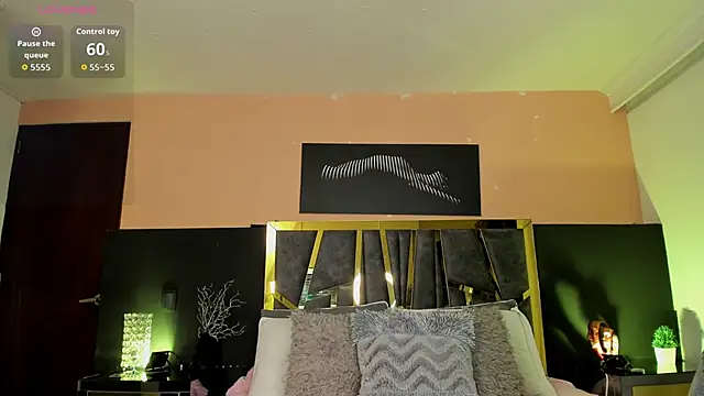 ScarletTorres online show from 02.04.26