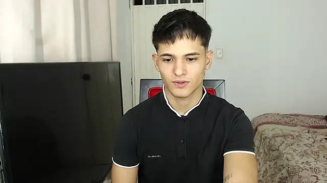 Alex mojica online show from 10.29.25