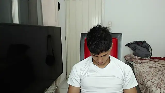 Alex mojica online show from 11.04.25