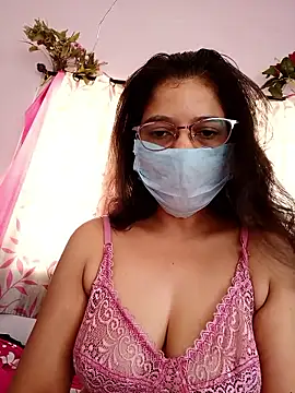 Snapshot of thanusi_2 chatting on 03.22.26 thanusi 2 online show from 03.22.26