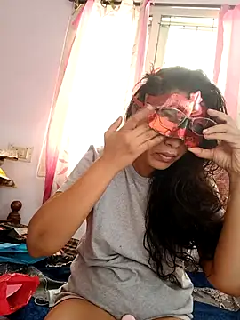 Snapshot of thanusi_2 chatting on 04.03.26 thanusi 2 online show from 04.03.26