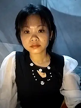 LinhNa999 online show from 02.16.26