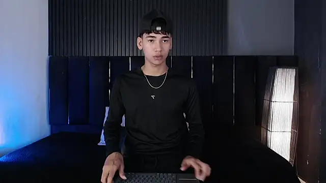 Dominic ghost online show from 04.09.26