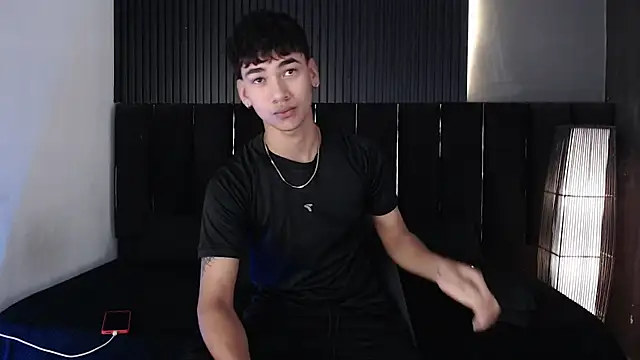 Dominic ghost online show from 04.10.26