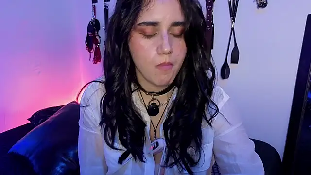 elowen halley1 online show from 03.09.26