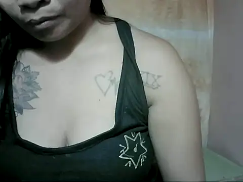 Snapshot of sexymorenapinay_33 chatting on 10.20.25 sexymorenapinay 33 online show from 10.20.25