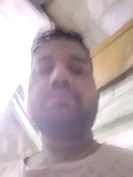 Snapshot of sumit_19 chatting on 09.30.25 sumit 19 online show from 09.30.25