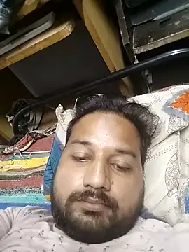 Snapshot of sumit_19 chatting on 10.13.25 sumit 19 online show from 10.13.25