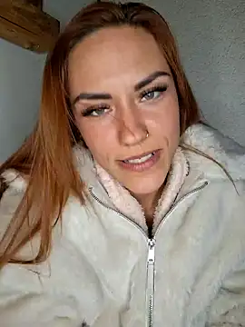 SlimBellaa online show from 10.10.25