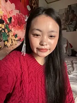 Snapshot of Julia-Elsa chatting on 10.08.25 Julia-Elsa online show from 10.08.25