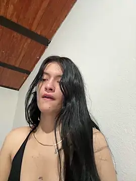 LiaCollings online show from 04.10.26