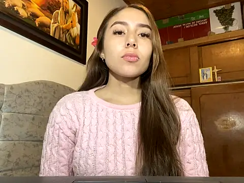 Snapshot of SweetMaddiee_ chatting on 09.20.25 SweetMaddiee  online show from 09.20.25