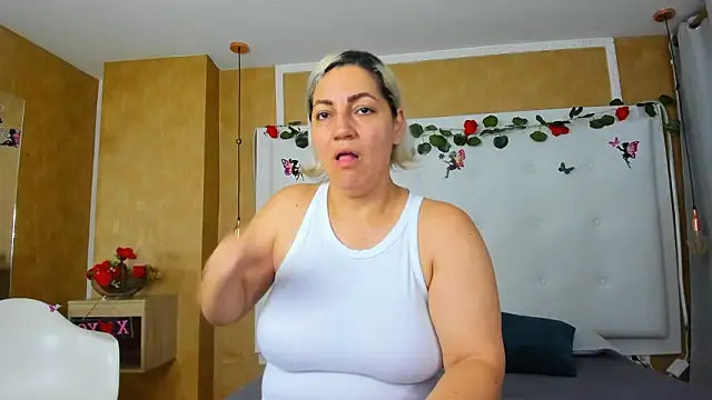 Heidy milf online show from 02.26.26