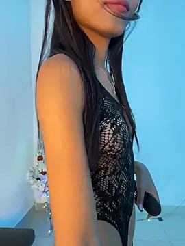 Snapshot of luxurykatty chatting on 06.26.26 luxurykatty online show from 06.26.26