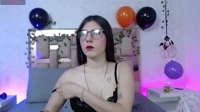 ScarlettRox online show from 10.30.25