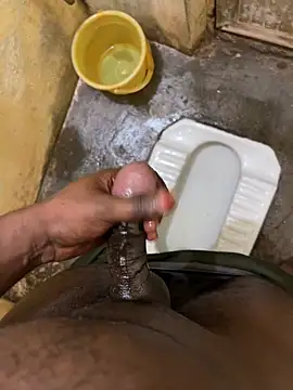 Snapshot of mrsaihotguy chatting on 10.12.25 mrsaihotguy online show from 10.12.25