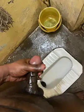 Snapshot of mrsaihotguy chatting on 11.01.25 mrsaihotguy online show from 11.01.25