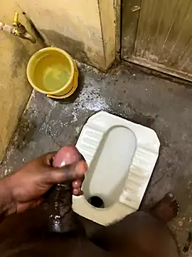 Snapshot of mrsaihotguy chatting on 11.20.25 mrsaihotguy online show from 11.20.25