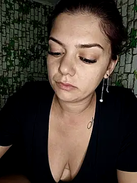 LadyNora online show from 11.10.25