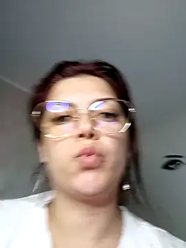 LadyNora online show from 05.10.26