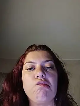 LadyNora online show from 05.18.26