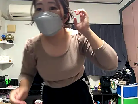 hima-wari0707 online show from 11.23.25