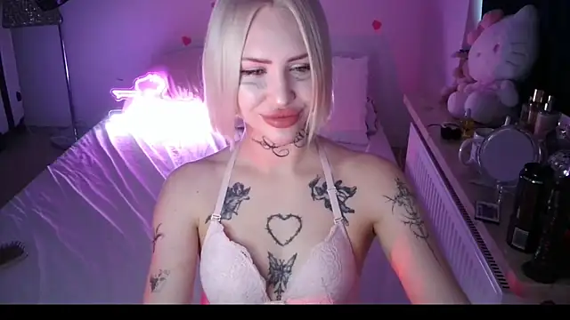 yourscirilla online show from 03.31.26