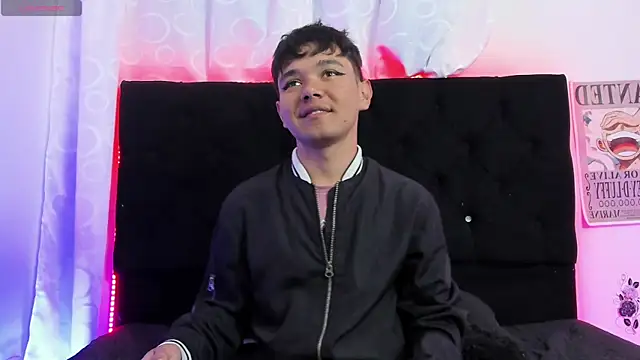 Snapshot of kody_sexy chatting on 10.13.25 kody sexy online show from 10.13.25