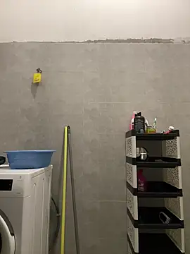 Snapshot of Handydila chatting on 09.28.25 Handydila online show from 09.28.25