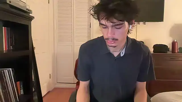 Snapshot of cowboyydiego chatting on 11.17.25 cowboyydiego online show from 11.17.25