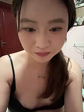 Snapshot of CoCo-s chatting on 05.30.26 CoCo-s online show from 05.30.26