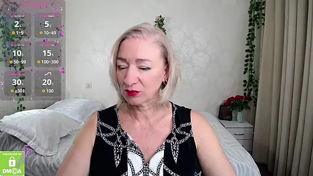 hunters woman online show from 11.09.25