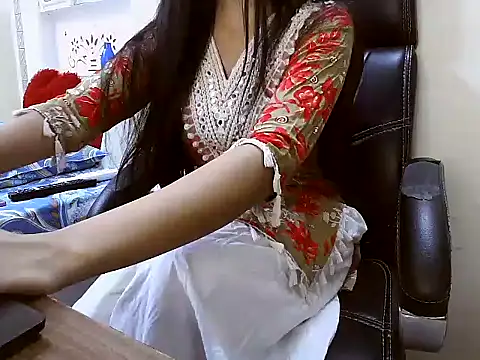 Snapshot of Simranjeet_kaur26 chatting on 07.17.26 Simranjeet kaur26 online show from 07.17.26