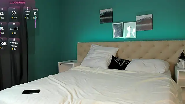 KiraSun online show from 09.16.25