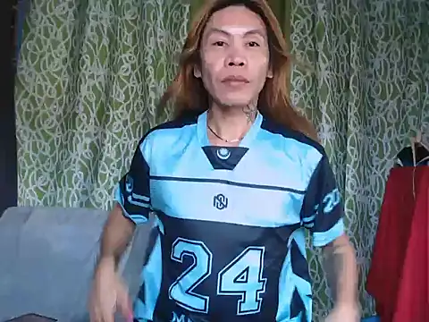 YourTopweng online show from 10.27.25