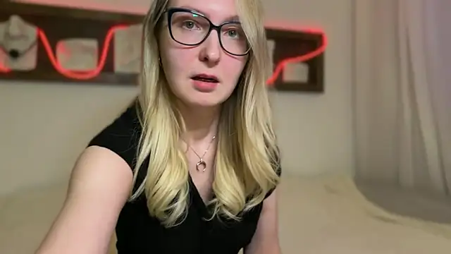 KiraxFate online show from 11.14.25