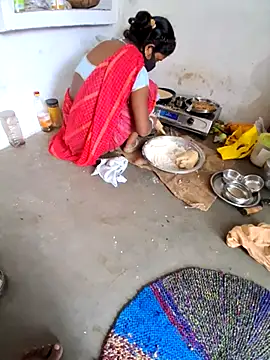 RAYI Queen 3 online show from 10.27.25