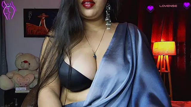 Snapshot of MissNasha chatting on 04.27.26 MissNasha online show from 04.27.26