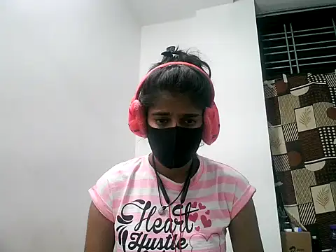 Snapshot of Aarohi_An chatting on 11.29.25 Aarohi An online show from 11.29.25