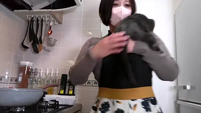 Snapshot of miyuki105 chatting on 10.13.25 miyuki105 online show from 10.13.25