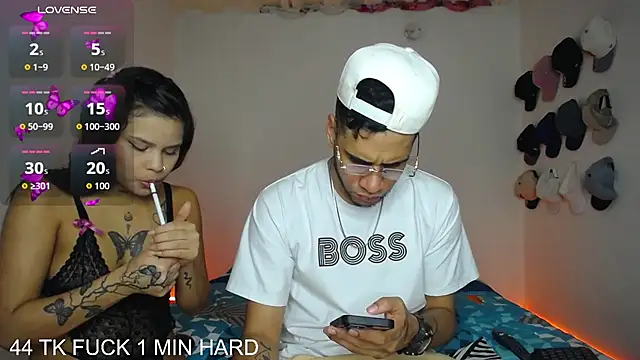 Snapshot of Couple-Wild-Hard chatting on 11.21.25 Couple-Wild-Hard online show from 11.21.25