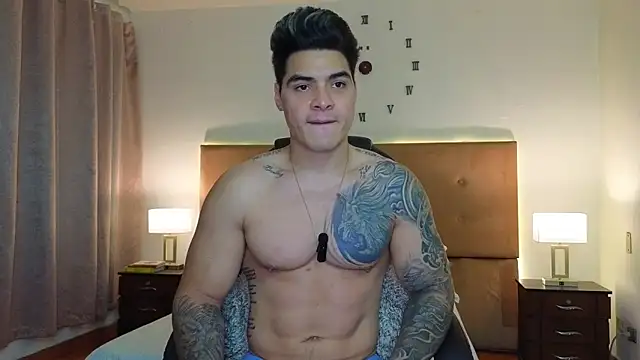 Snapshot of Steven_Velez chatting on 06.11.26 Steven Velez online show from 06.11.26