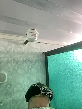 Snapshot of Sallem_Pink chatting on 09.23.25 Sallem Pink online show from 09.23.25