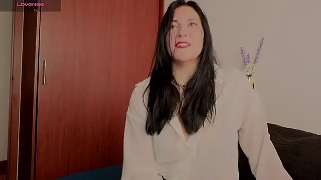 karla valk1 online show from 03.17.26