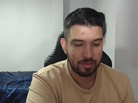 Snapshot of Axel11113 chatting on 09.22.25 Axel11113 online show from 09.22.25