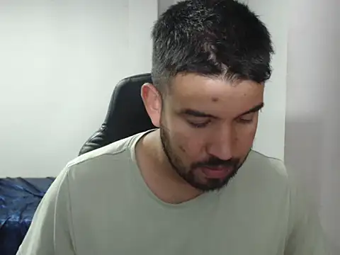 Snapshot of Axel11113 chatting on 09.23.25 Axel11113 online show from 09.23.25