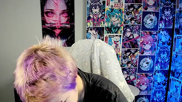 CarolineRichter online show from 10.17.25