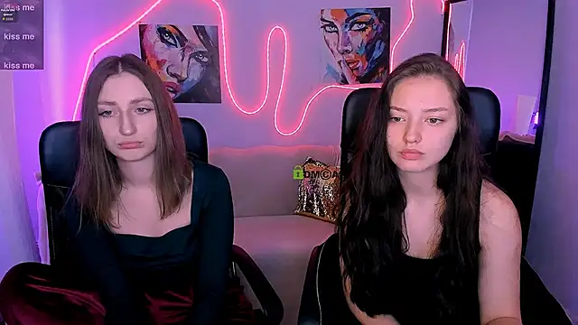 eva smiith  online show from 02.04.26