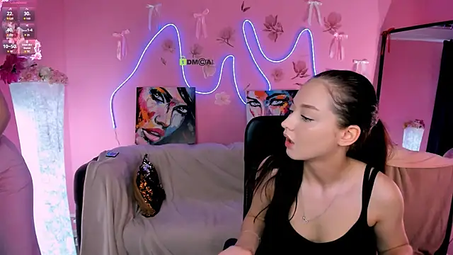 eva smiith  online show from 05.29.26