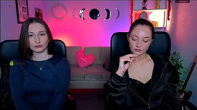 eva smiith  online show from 06.03.26